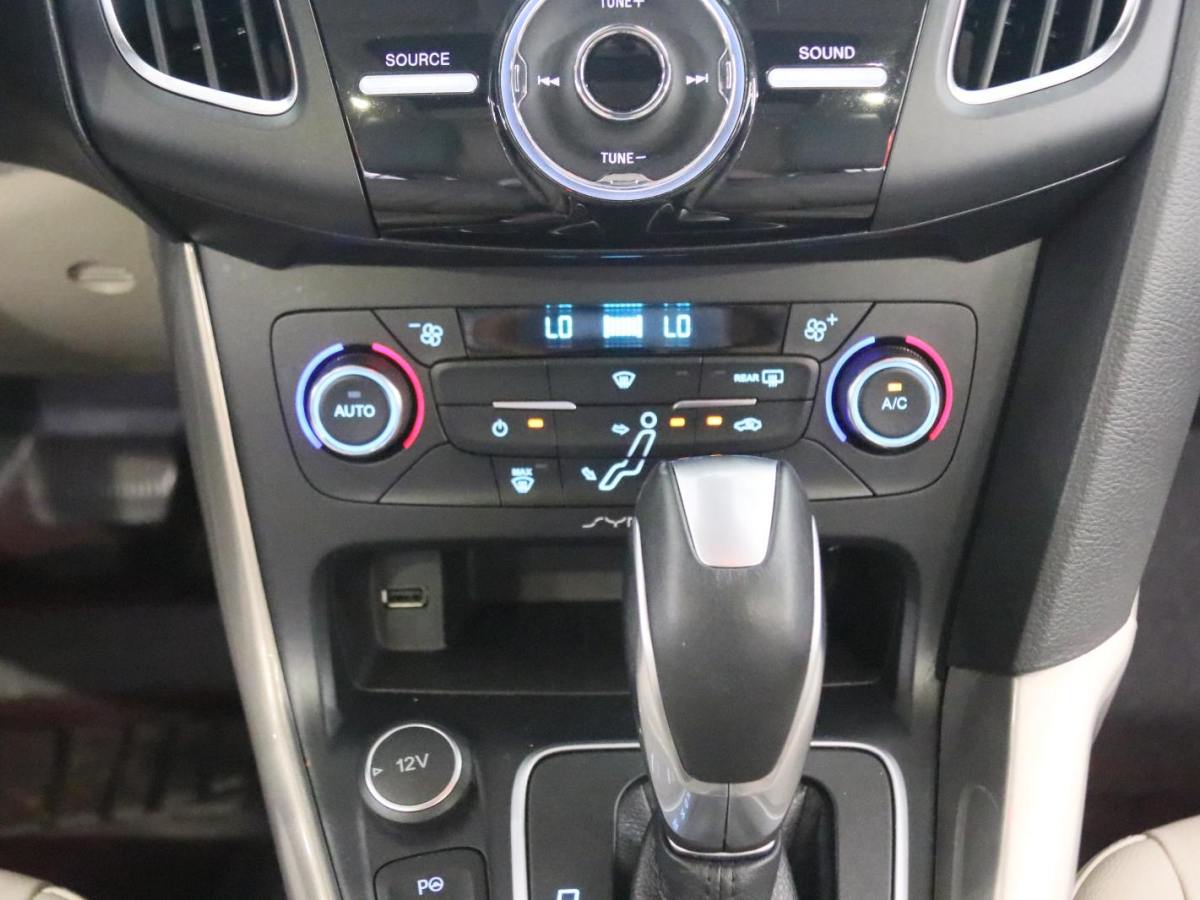 Ford Focus (Imported) 2017 #9 Ford Focus (Imported) 2017 car image #9