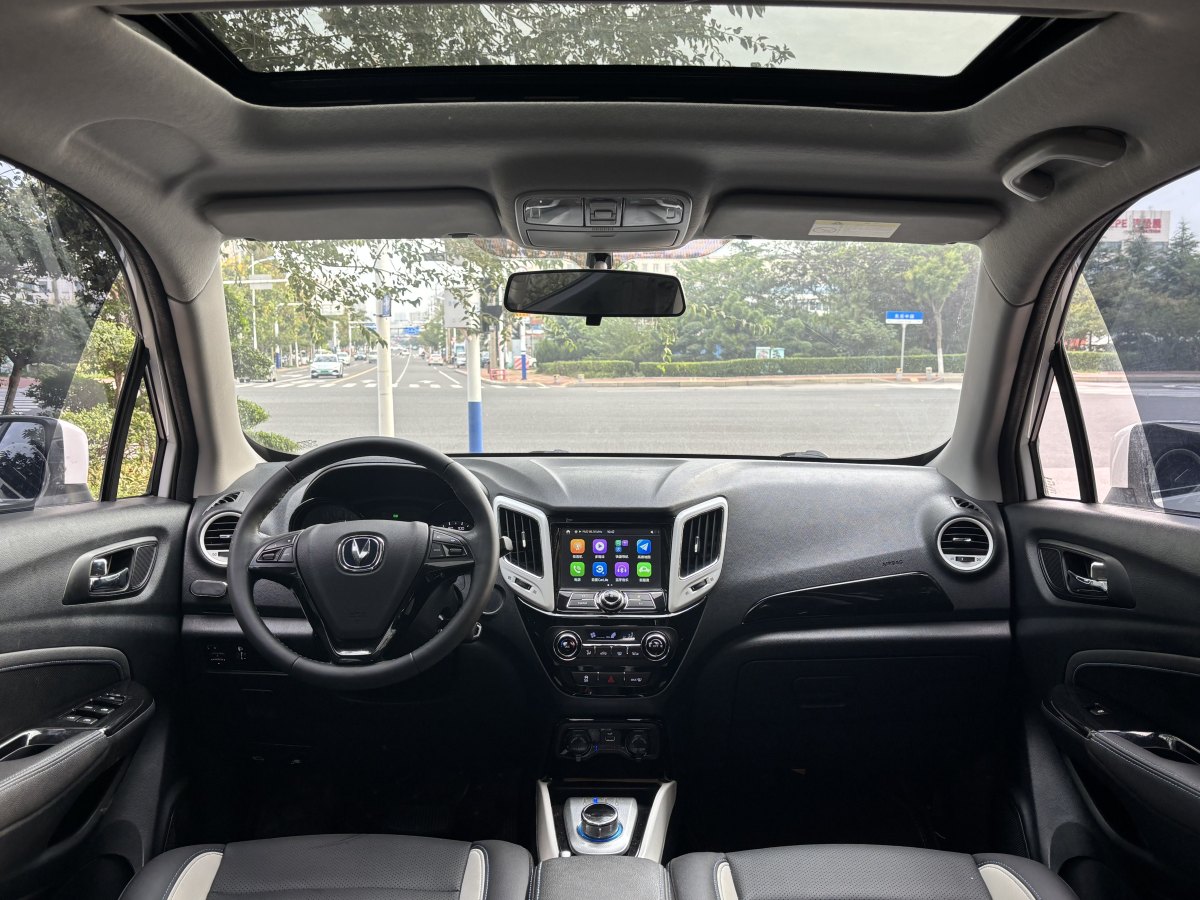 Changan CS15 EV 2017 car image #9