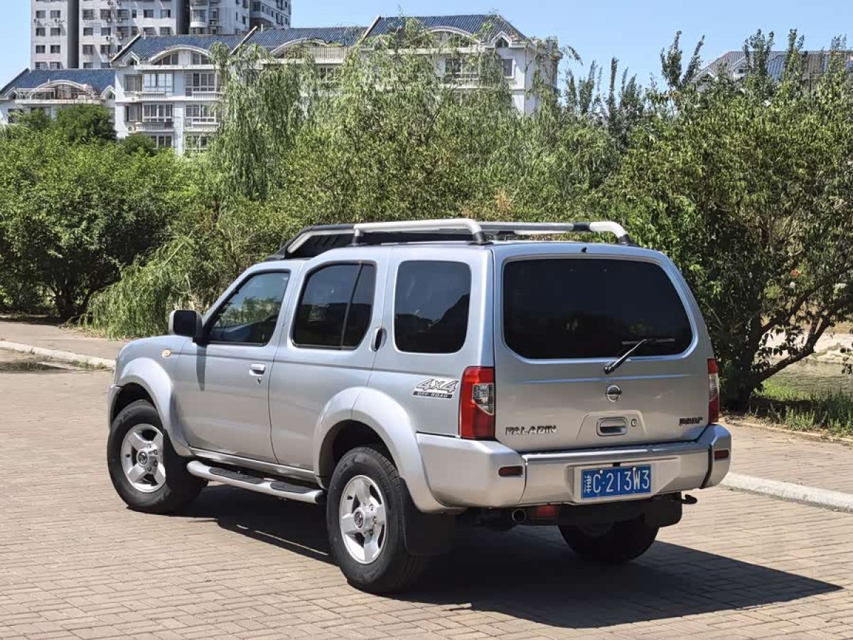 日产 日产帕拉丁 2013 汽车图片 #9