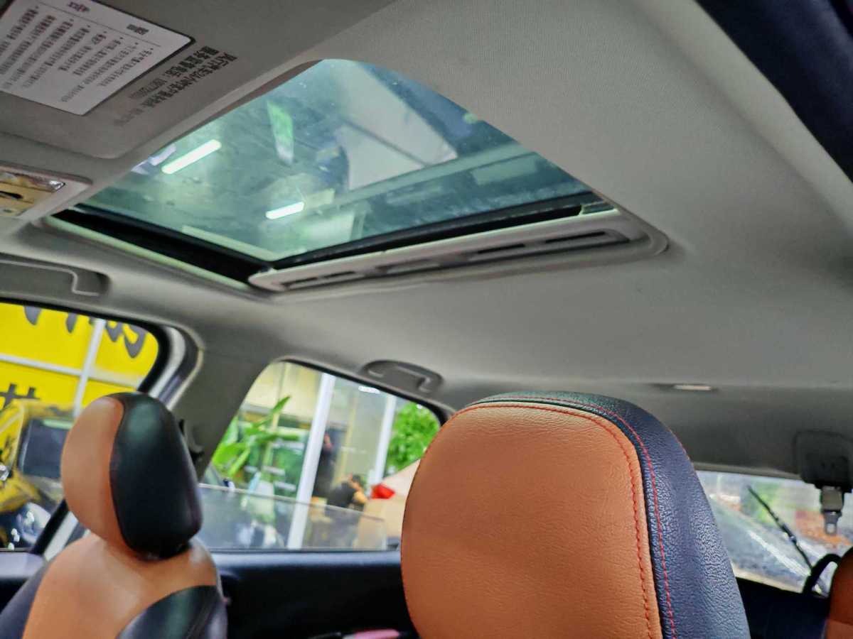 Forthing JOYEAR X3 2016 immagine di auto #9