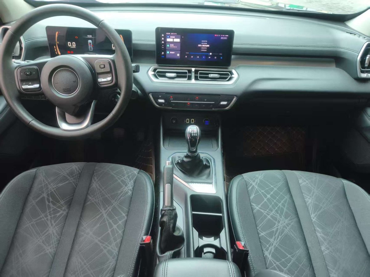 Great Wall Jingang Pao 2022 car image #9