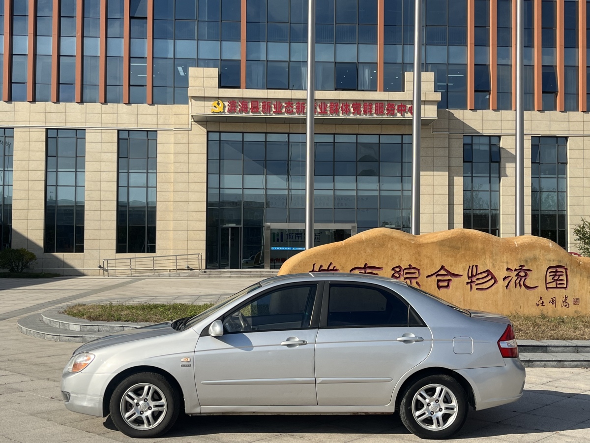 起亚 赛拉图 2010 汽车图片 #9