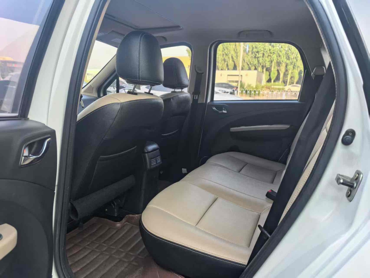 Forthing JOYEAR X3 2015 immagine di auto #9