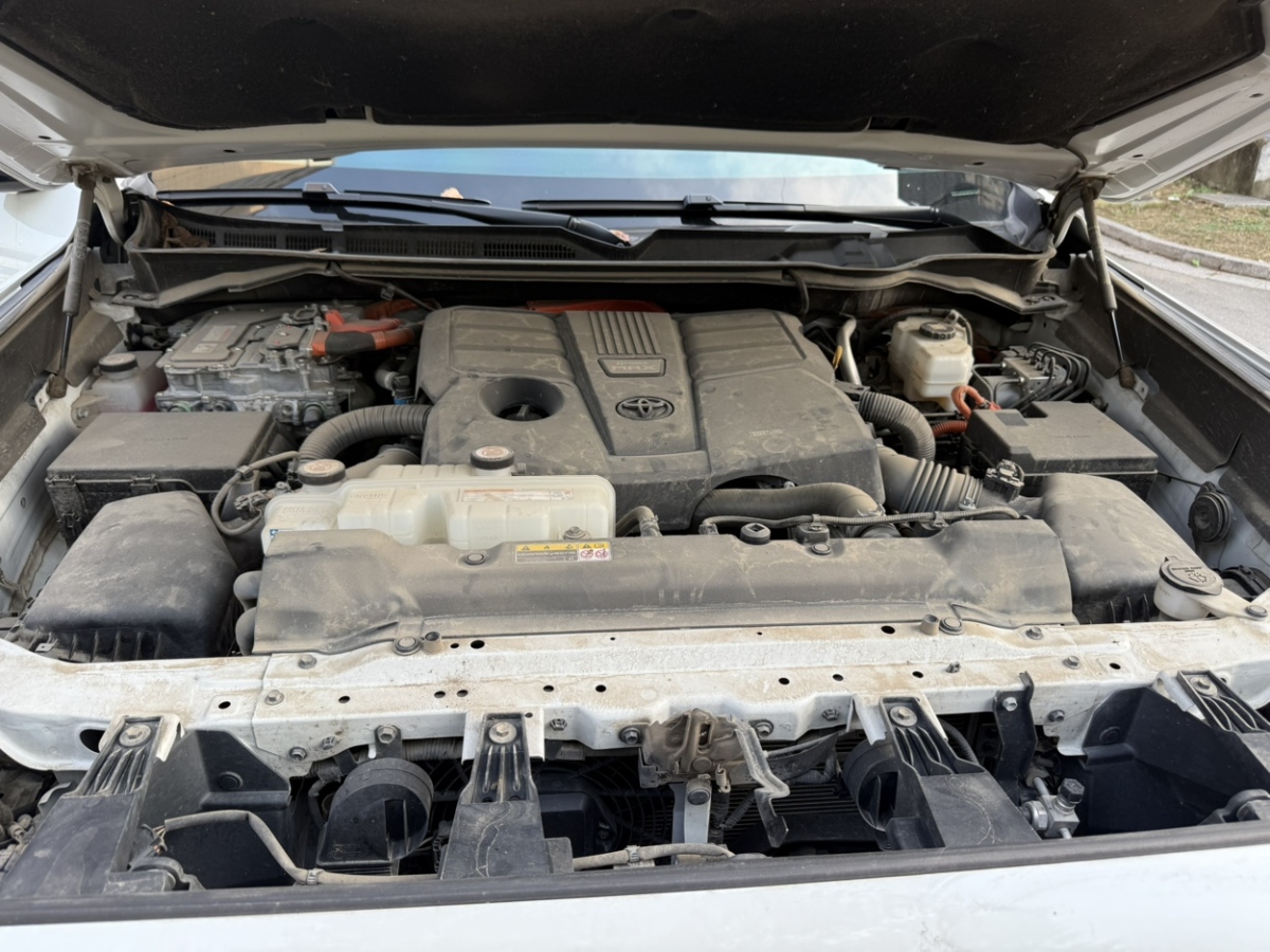 Toyota Sequoia 2023 #9 Toyota Sequoia 2023 imagen de coche #9