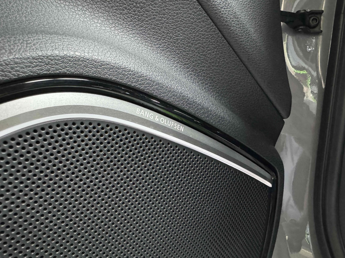 Audi RS 3 2017 car image #9