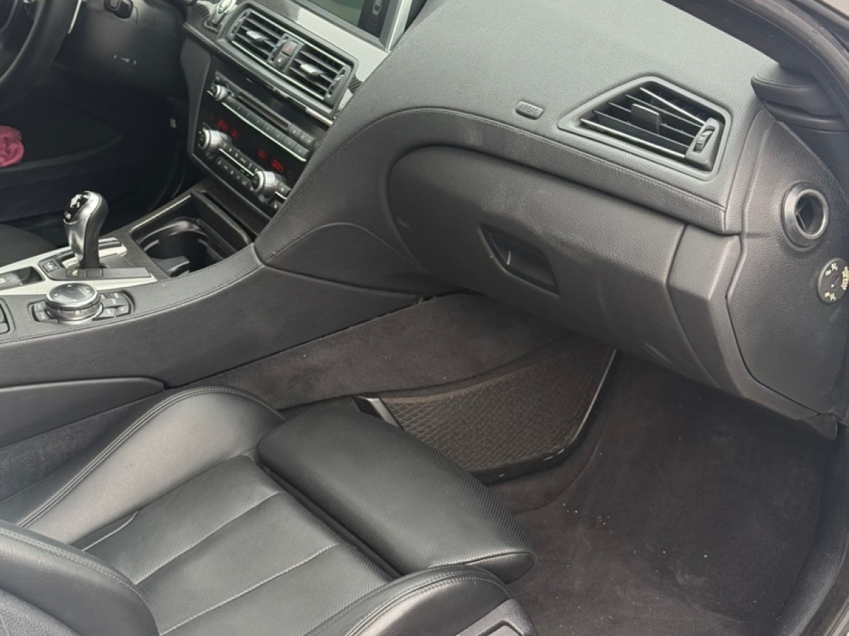 BMW M6 2013 изображение автомобиля #9