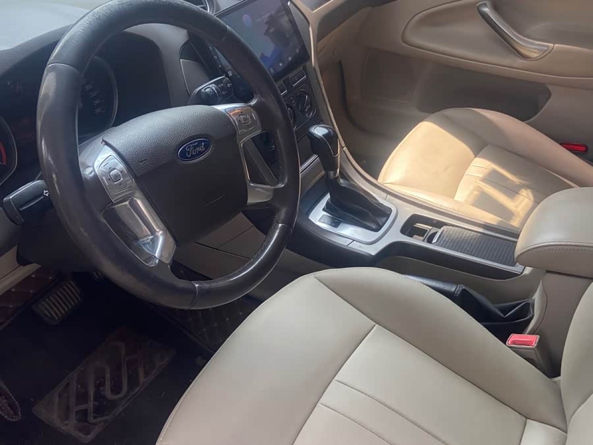 Ford Zhisheng 2012 #9 Ford Zhisheng 2012 car image #9