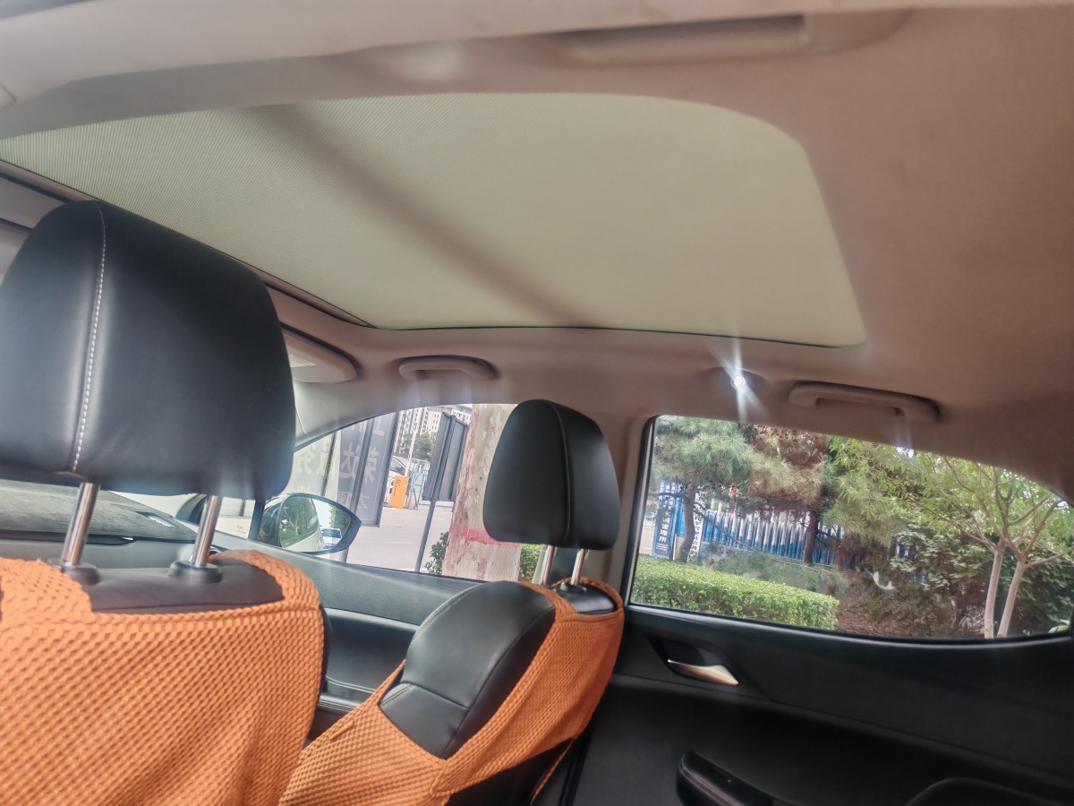 BYD Yuan New Energy 2020 car image #9