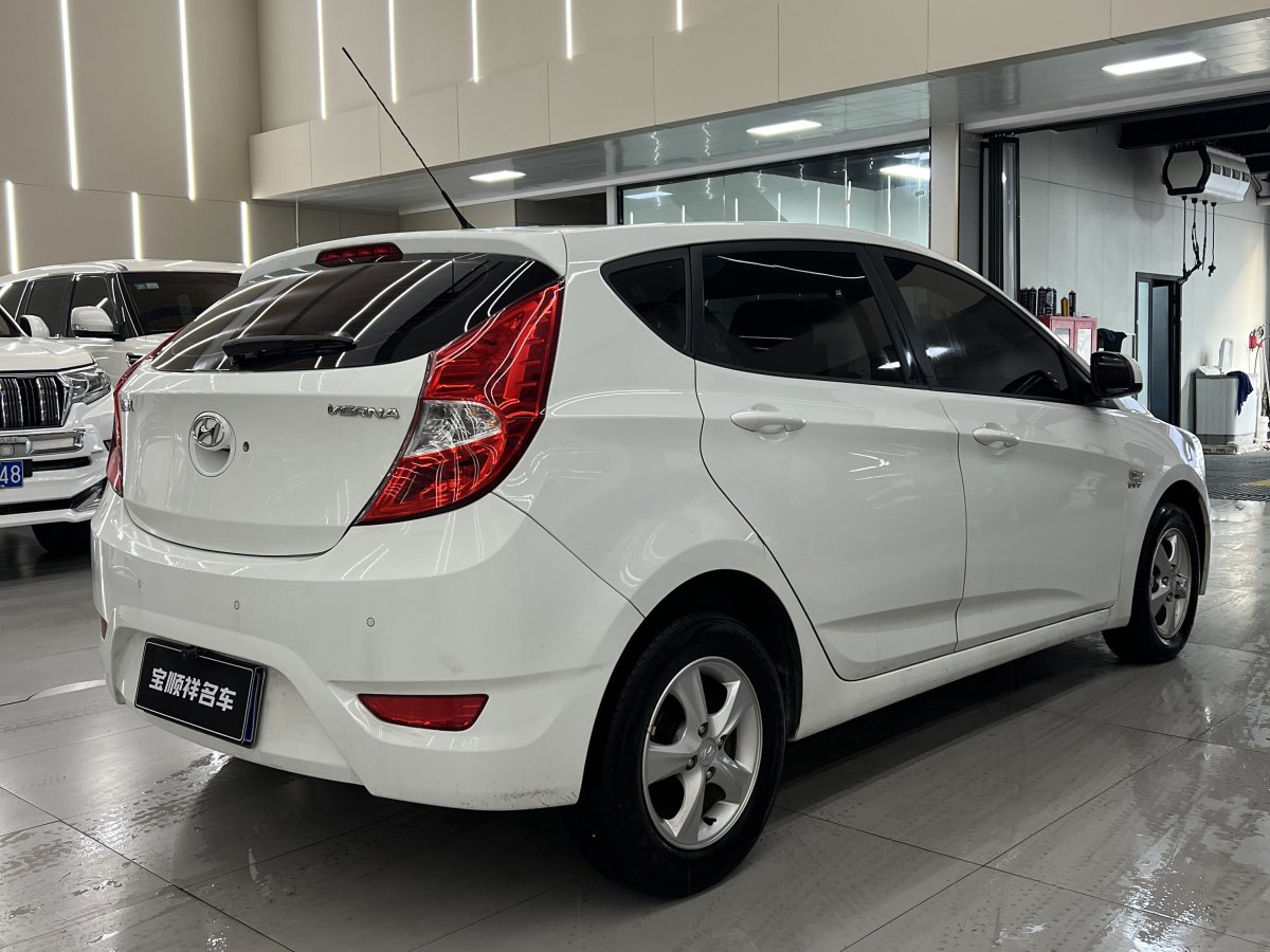 Hyundai Reina Hatchback 2017 #9 Hyundai Reina Hatchback 2017 immagine di auto #9