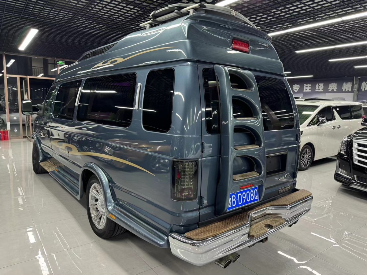 Ford 2015 car image #9