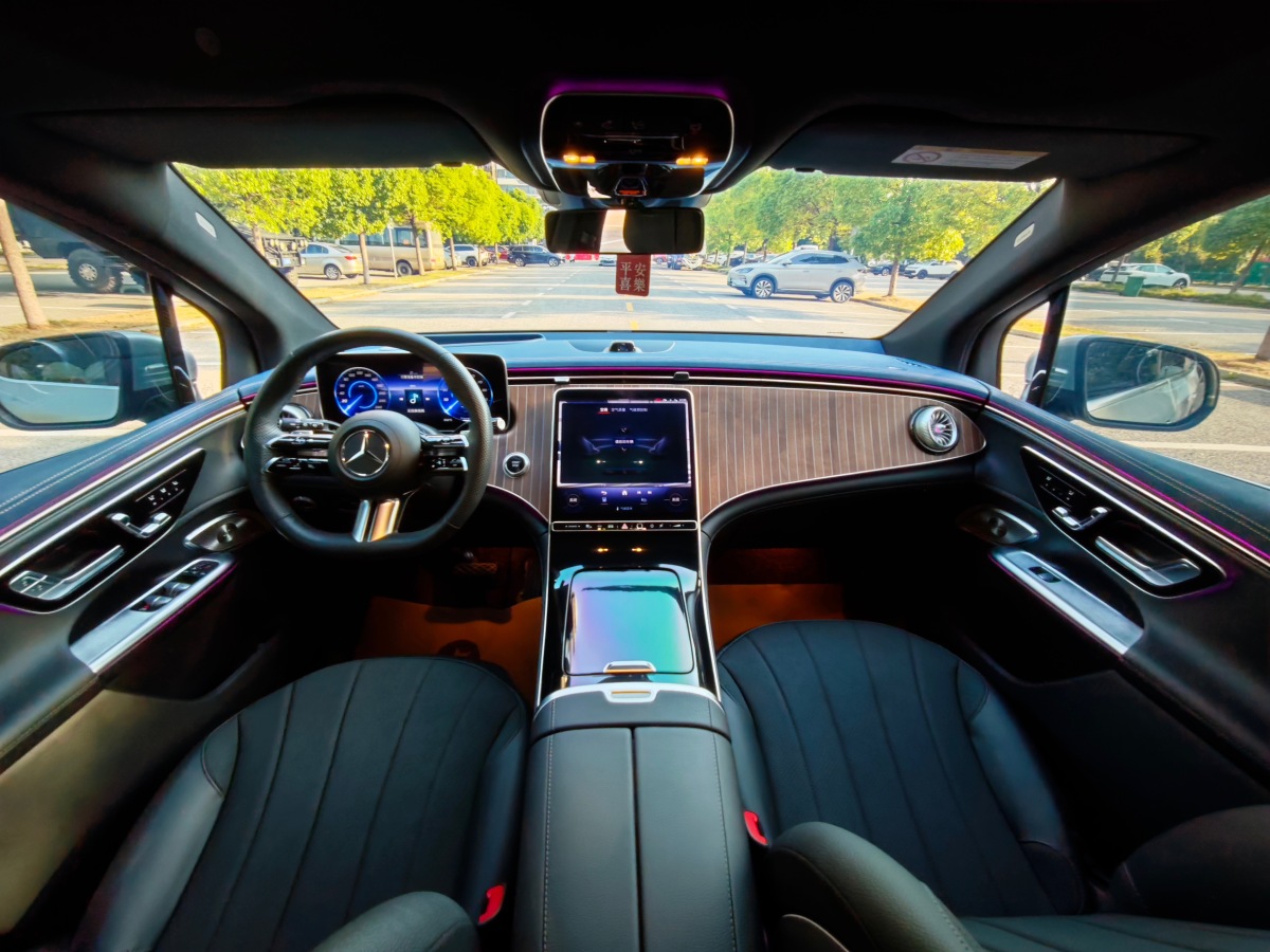 Mercedes-Benz EQE SUV 2024 #9 Mercedes-Benz EQE SUV 2024 car image #9