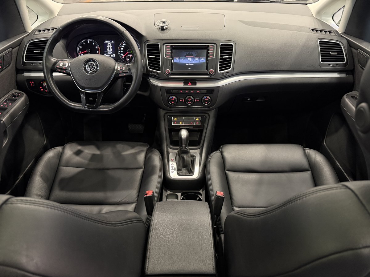 Volkswagen Sharan 2016 imagem de carro #9