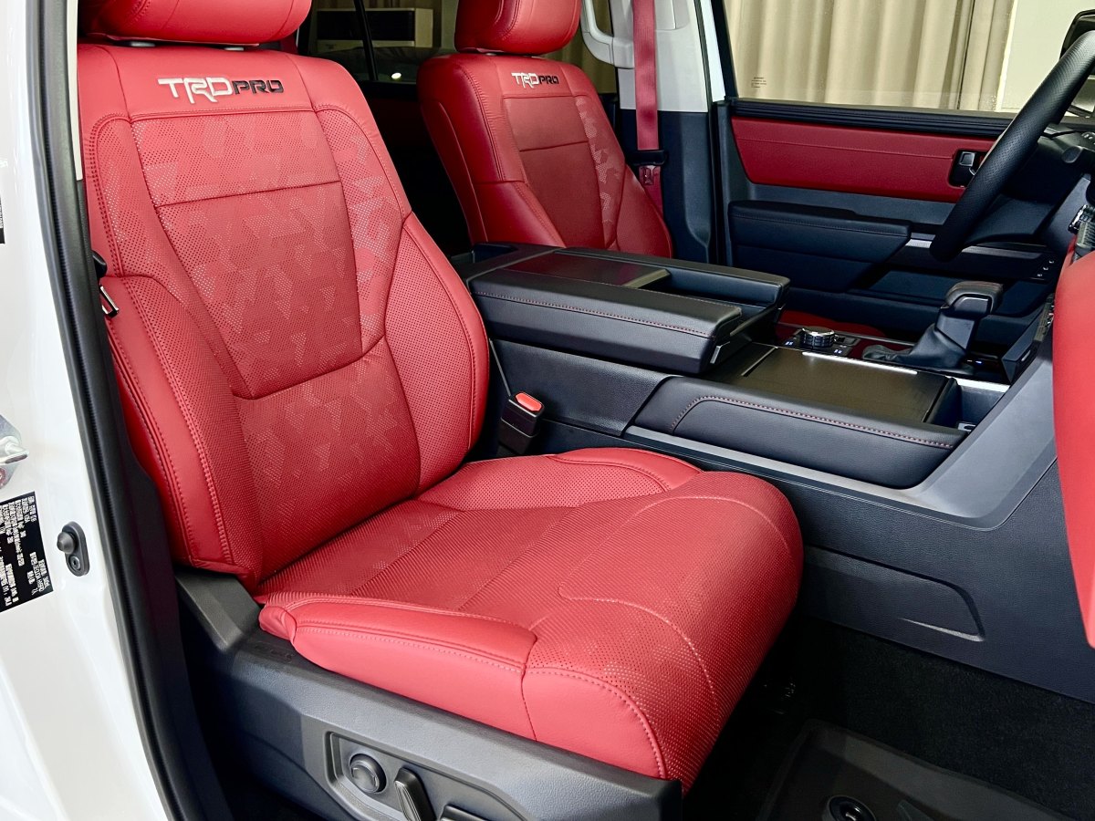 Toyota Sequoia 2024 #9 Toyota Sequoia 2024 imagen de coche #9