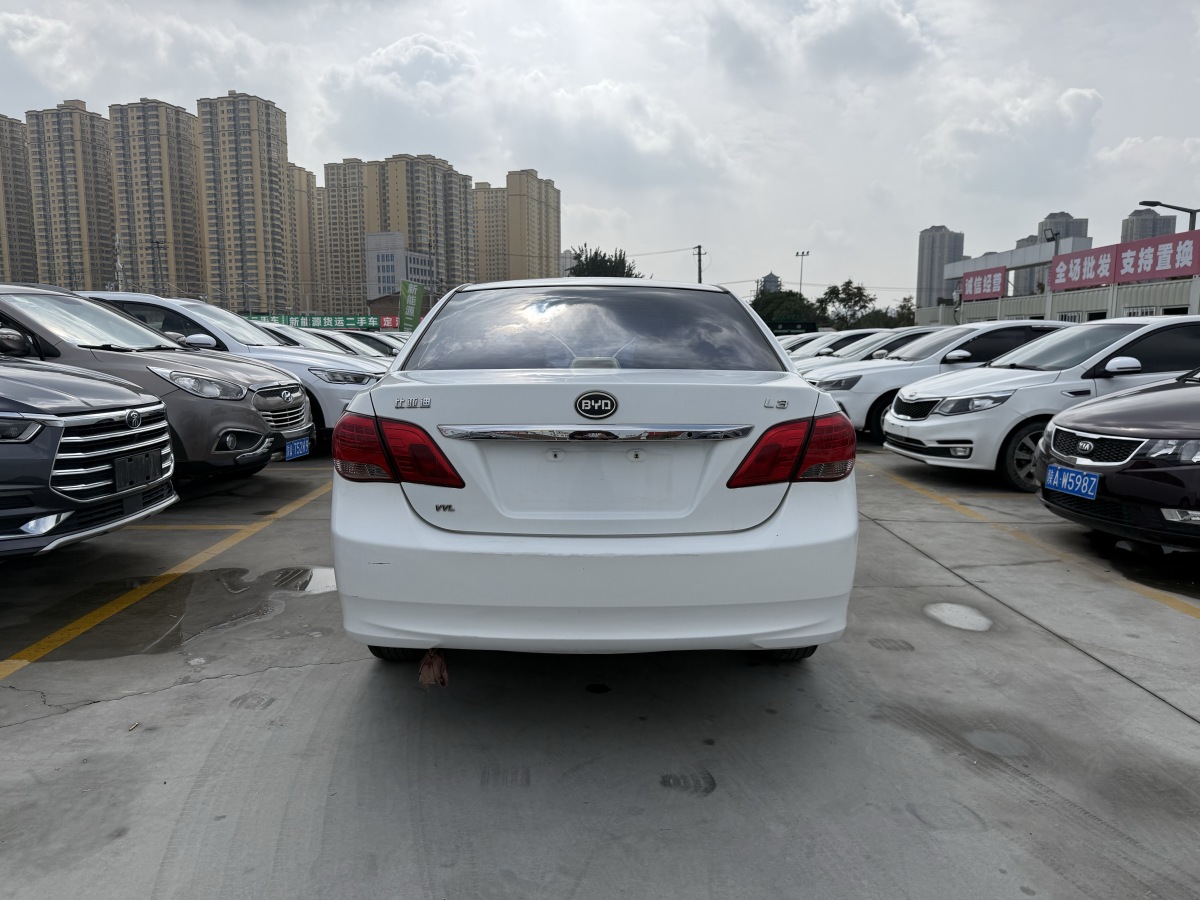 BYD L3 2013 immagine di auto #9