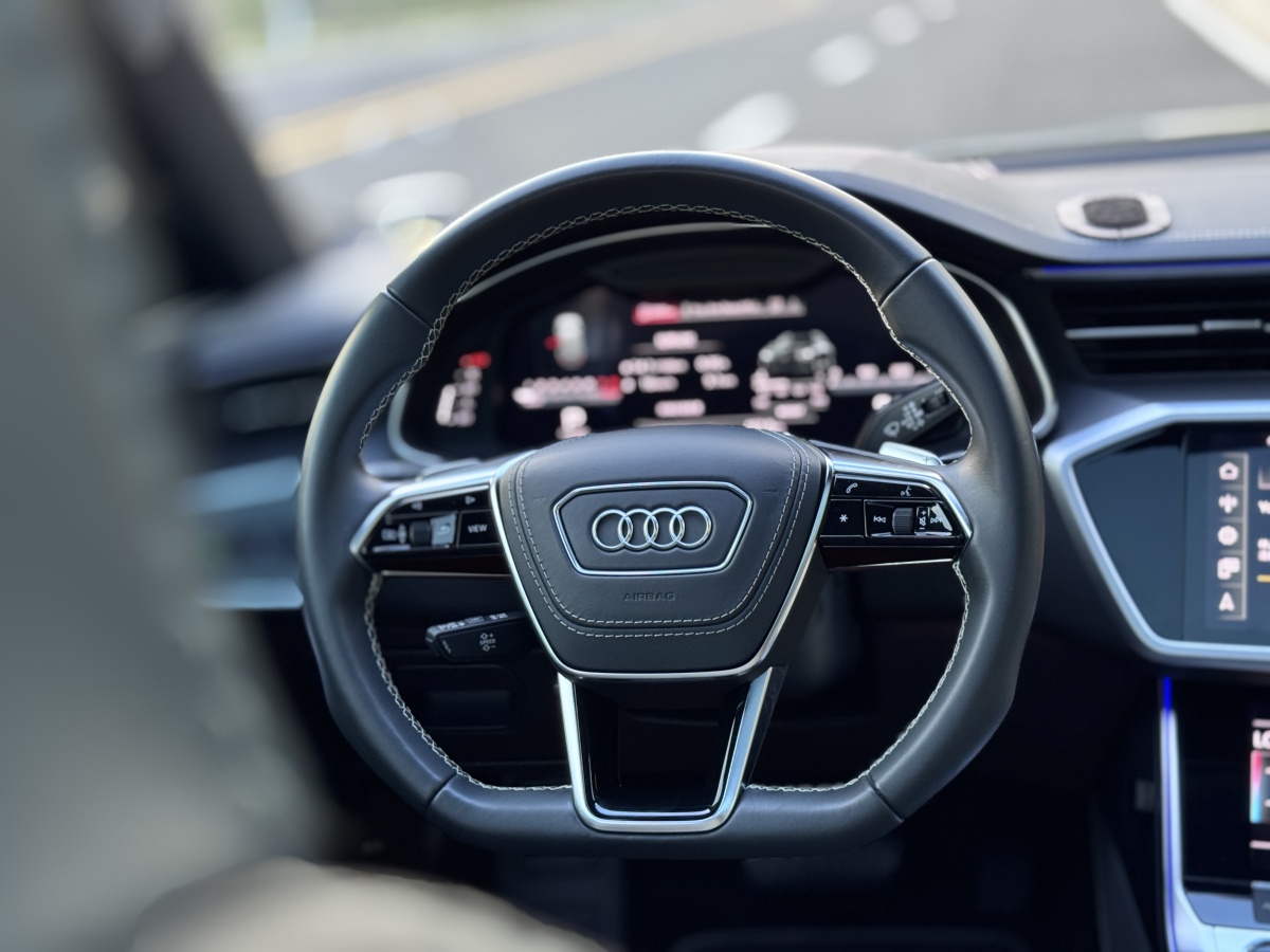 Audi A7L 2024 car image #9