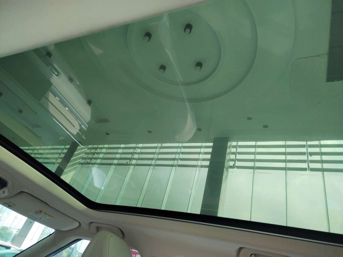 GEELY ICON 2023 car image #9