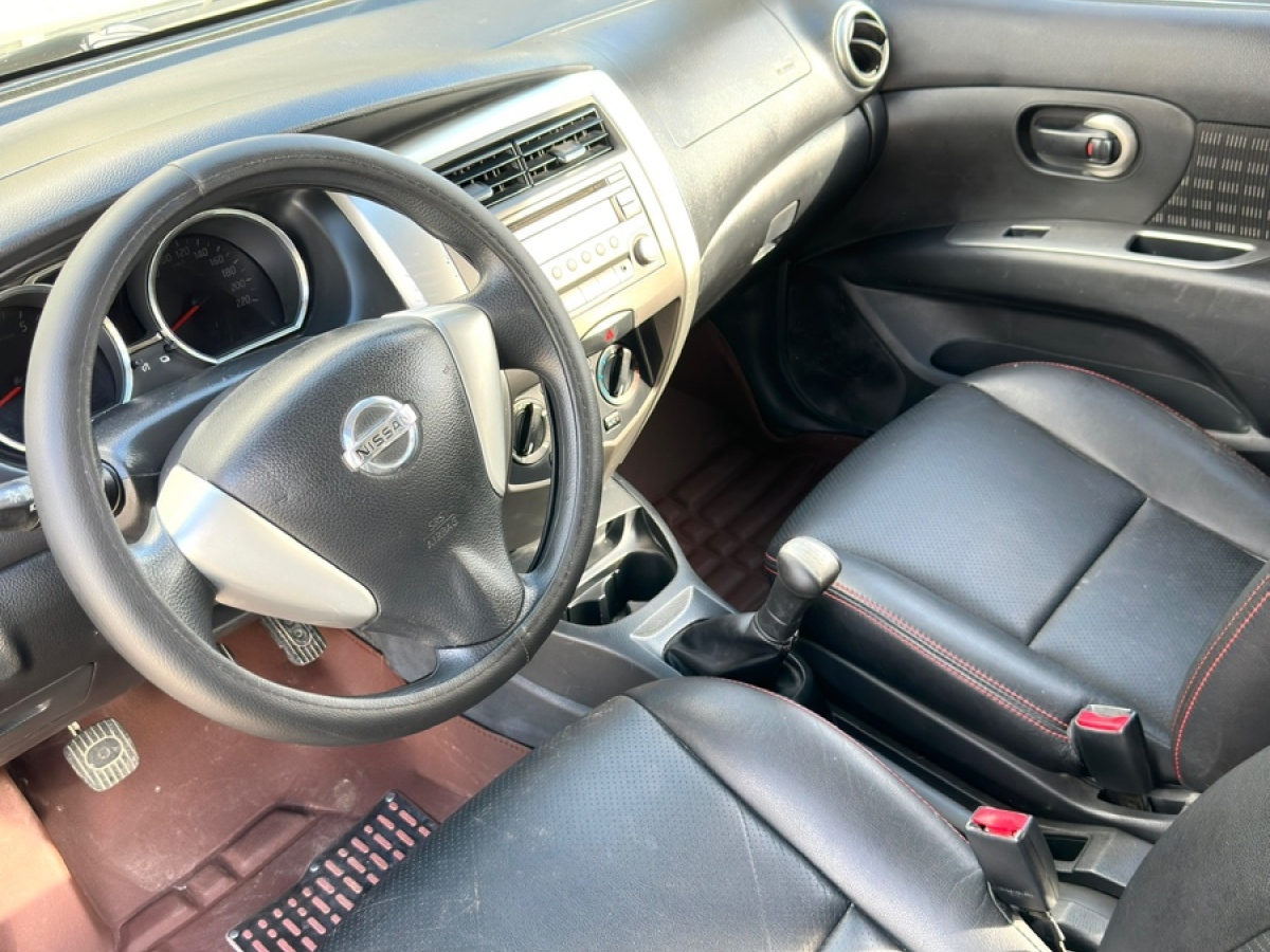 日产 骊威 2014 汽车图片 #9