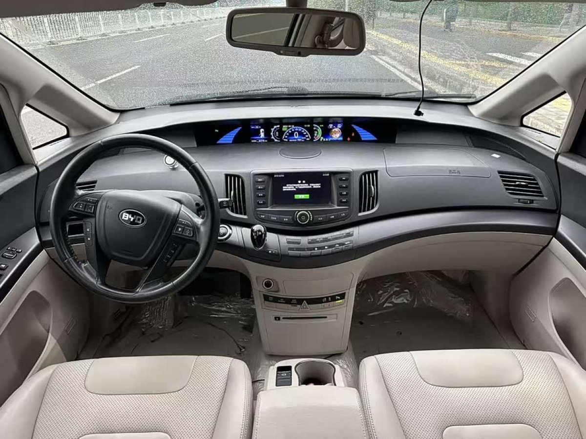 BYD e6 2016 #9 BYD e6 2016 car image #9