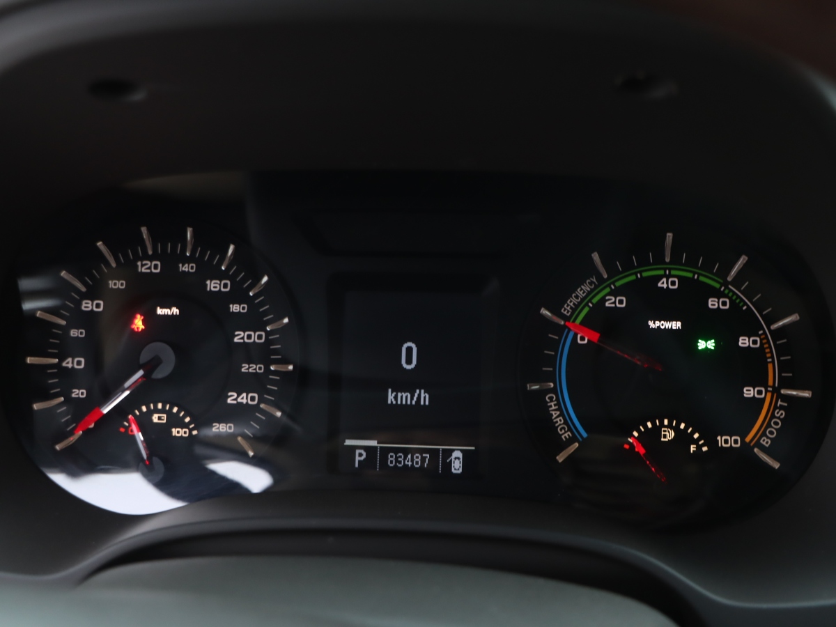 荣威 荣威e950 2018 汽车图片 #9