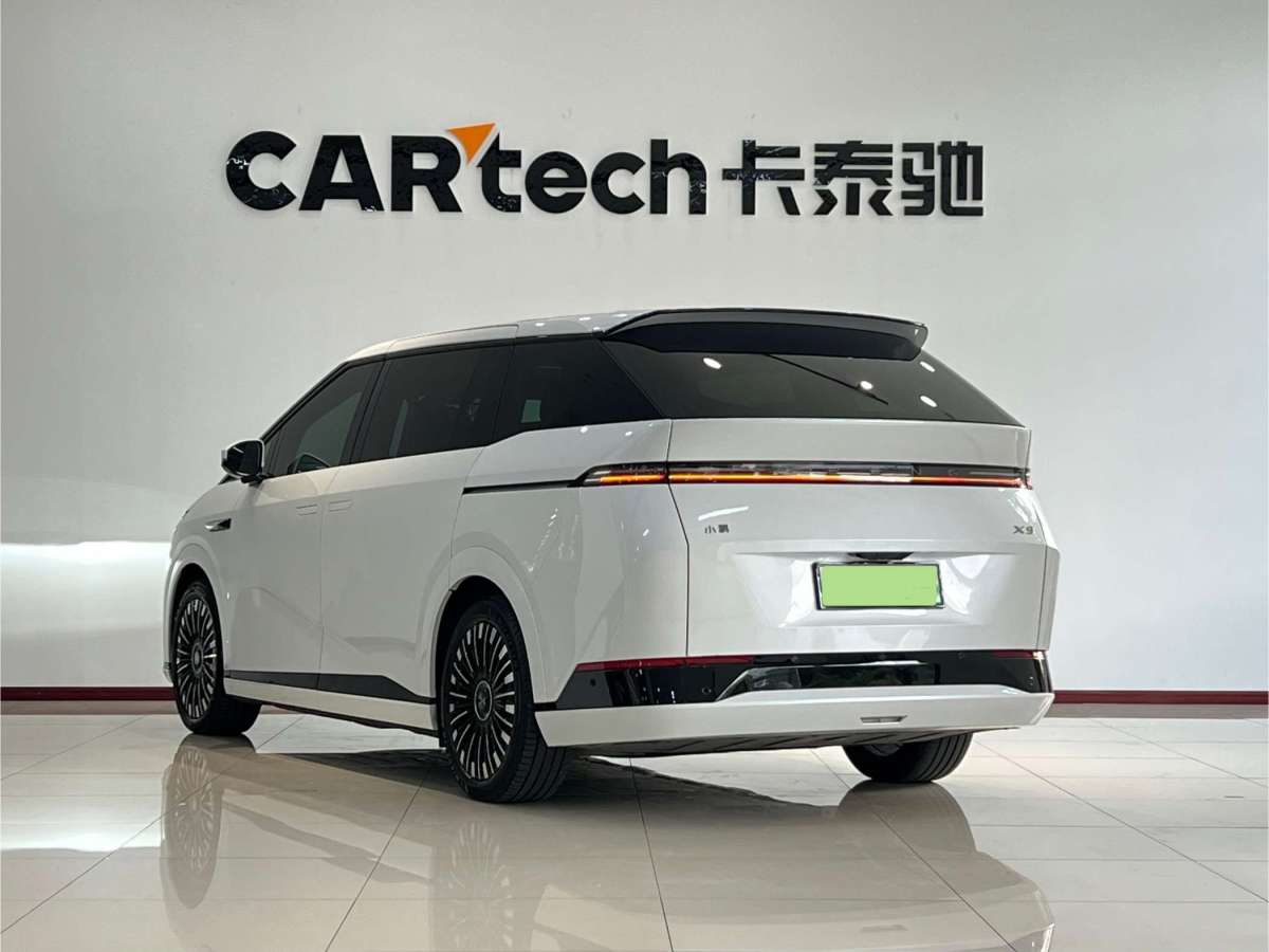 Xpeng X9 2025 immagine di auto #9