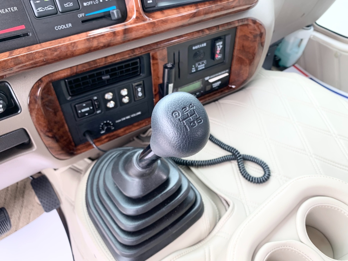 Toyota Coaster 2019 #9 Toyota Coaster 2019 imagen de coche #9