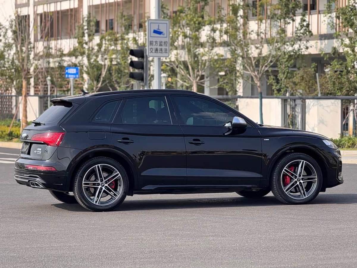 Audi SQ5 2023 imagem de carro #9