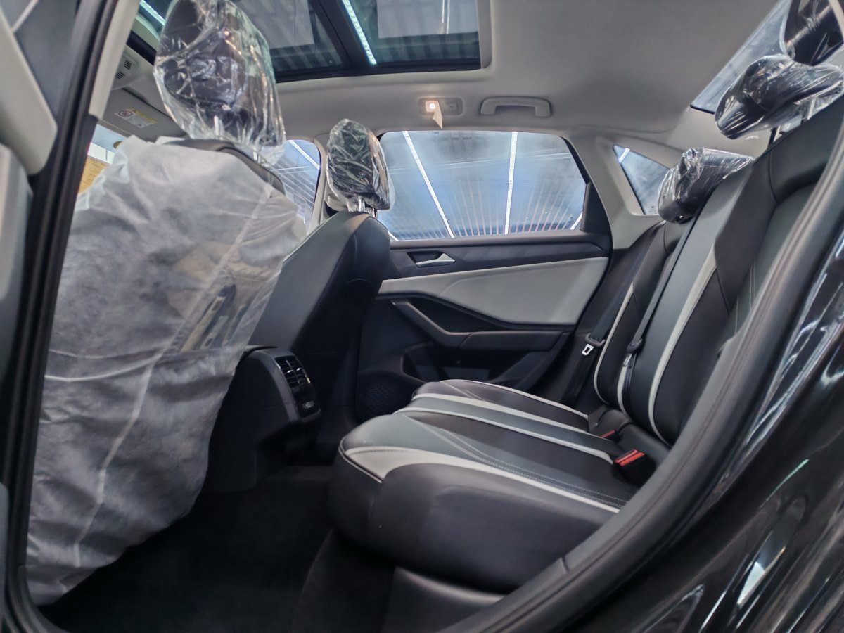 Jetta VA7 2025 car image #9