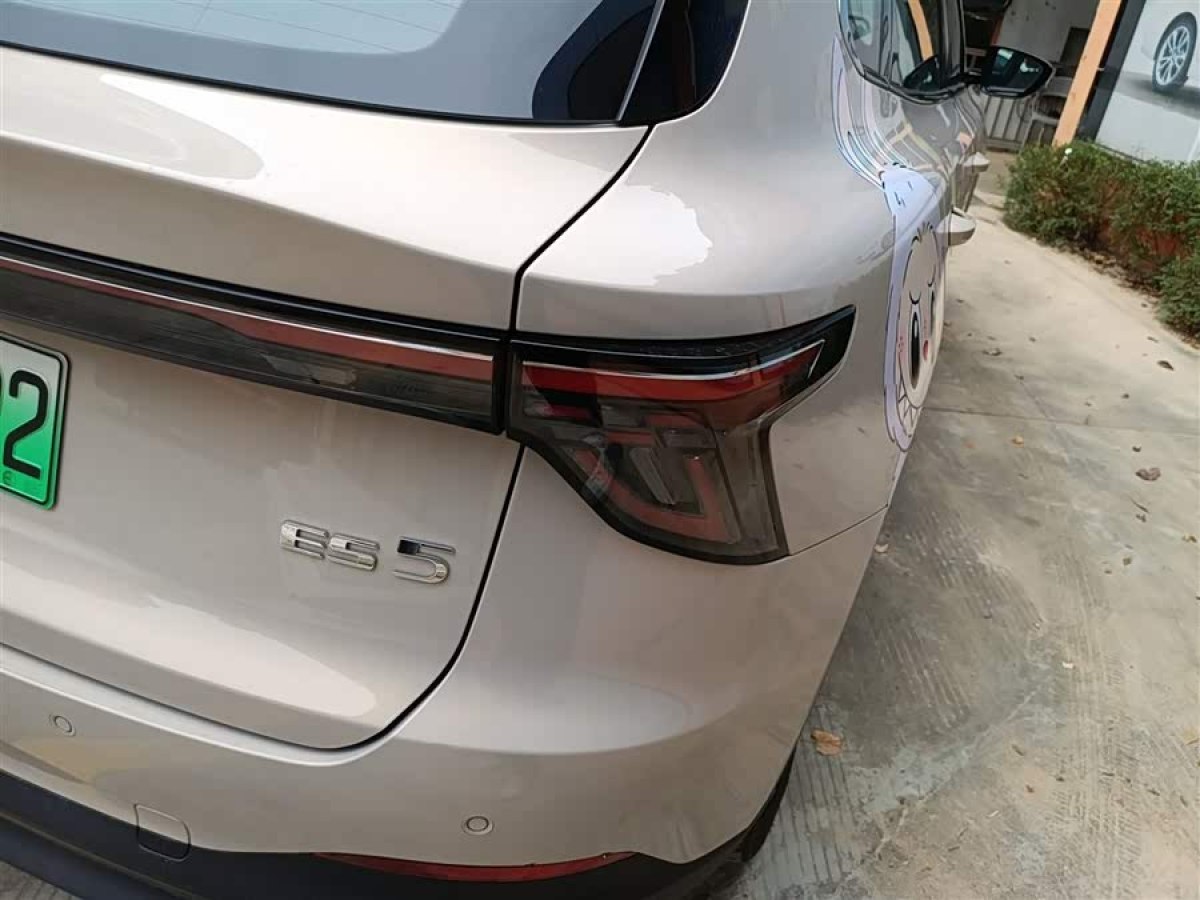 MG ES5 2024 imagem de carro #9