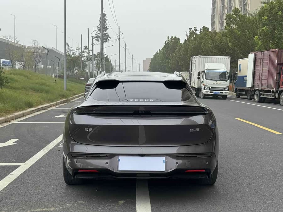 极氪 极氪007GT 2025 汽车图片 #9