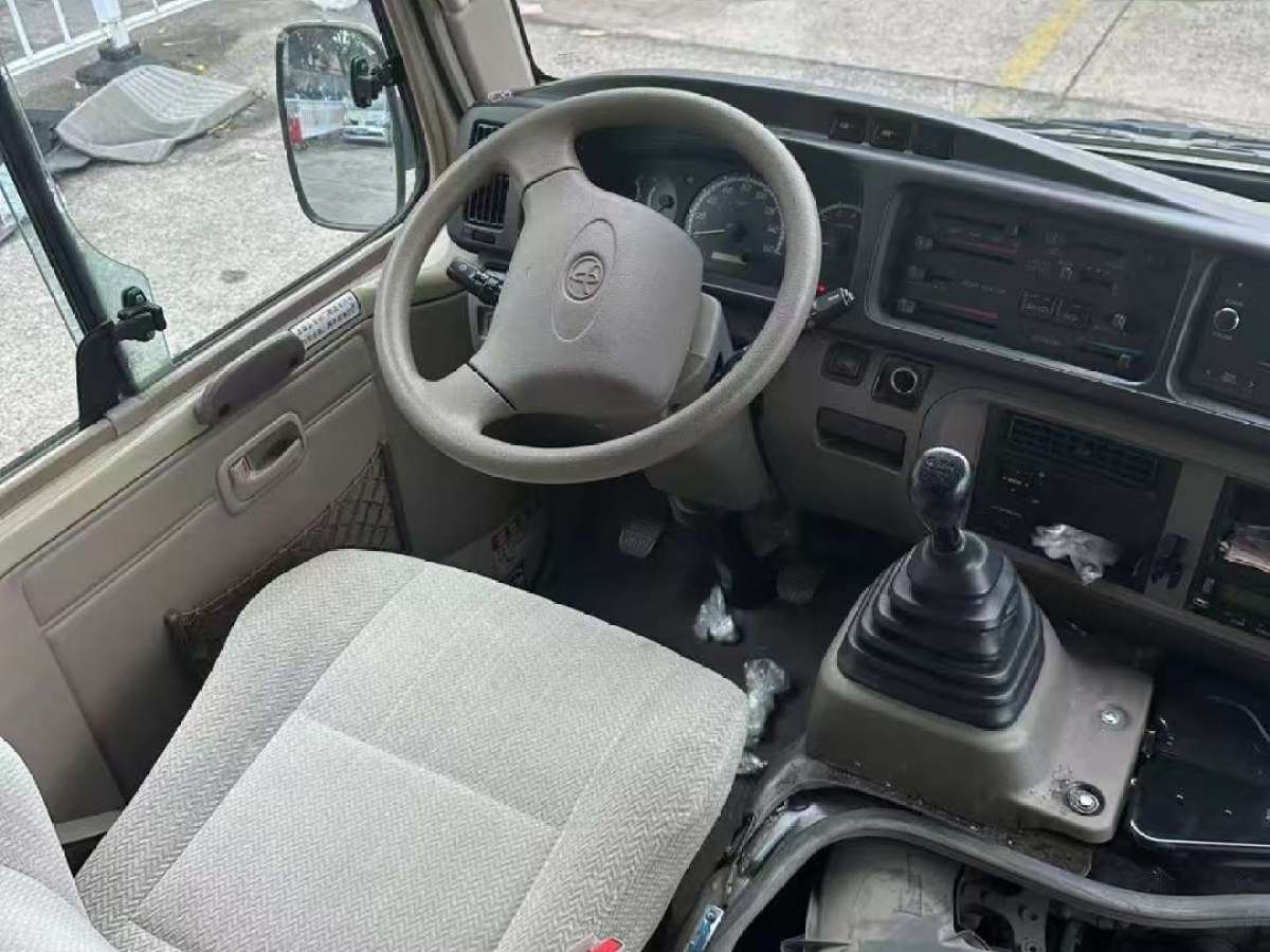 Toyota Coaster 2016 #9 Toyota Coaster 2016 imagen de coche #9