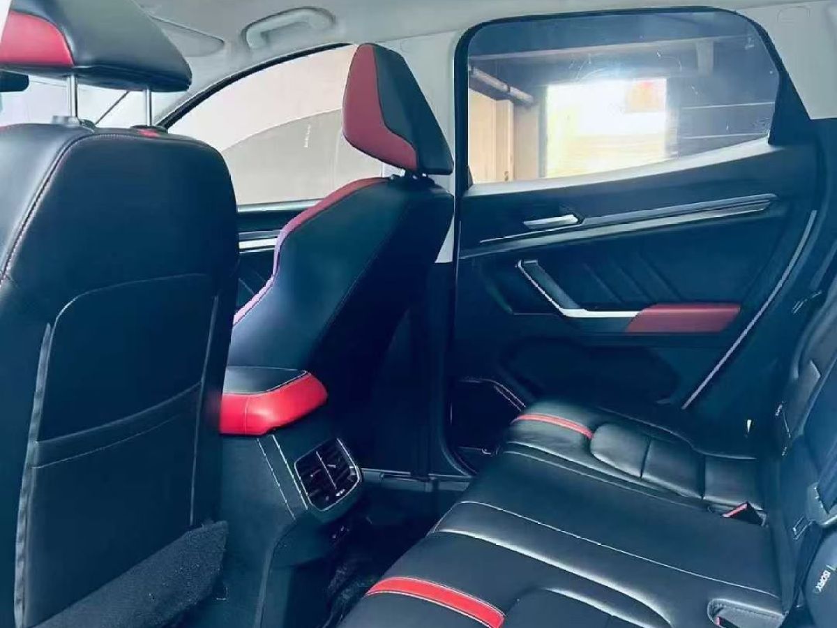 Haval H4 2018 car image #9