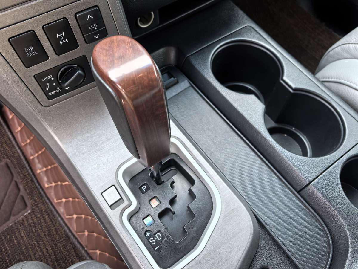 Toyota Sequoia 2013 #9 Toyota Sequoia 2013 immagine di auto #9