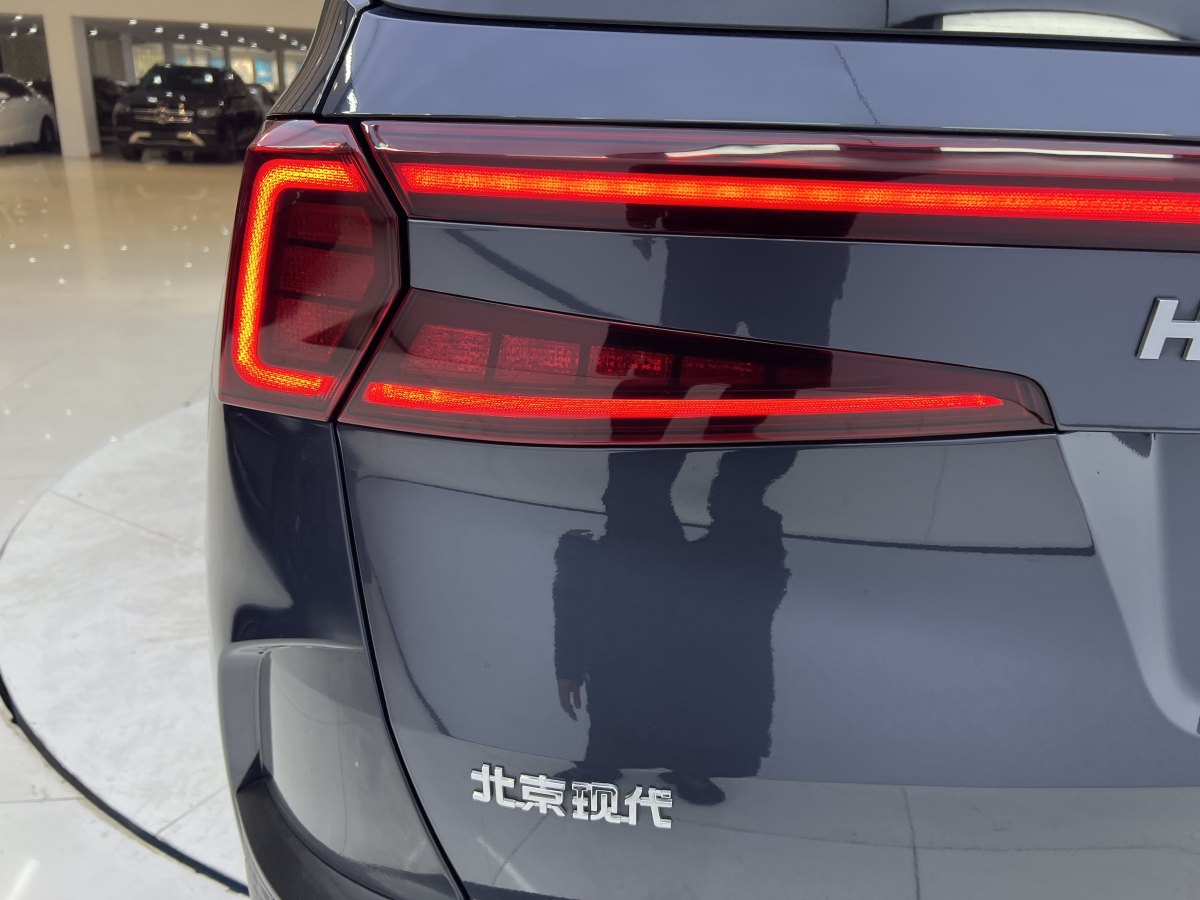 Hyundai Custo 2023 car image #9