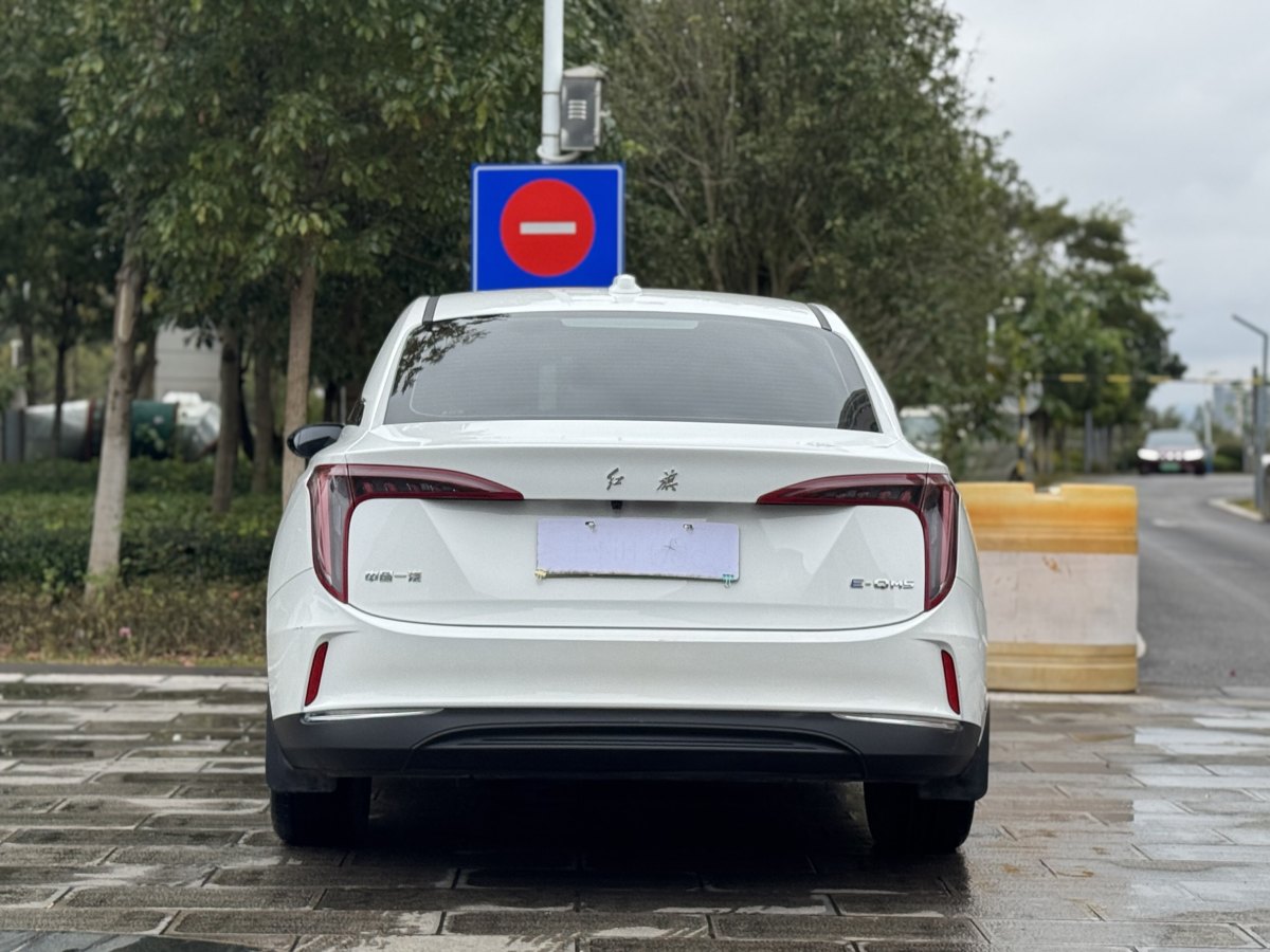 HongQi E-QM5 2024 car image #9