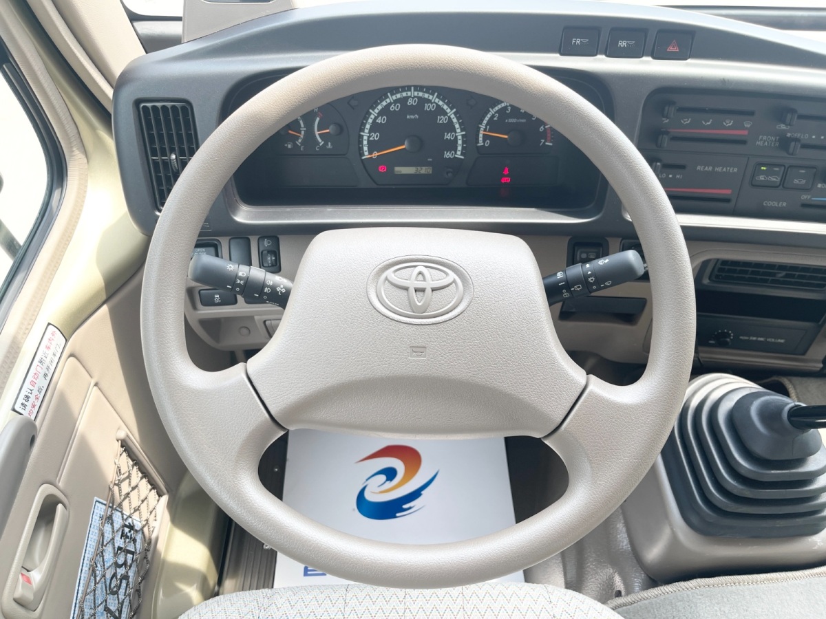 Toyota Coaster 2018 #9 Toyota Coaster 2018 imagen de coche #9