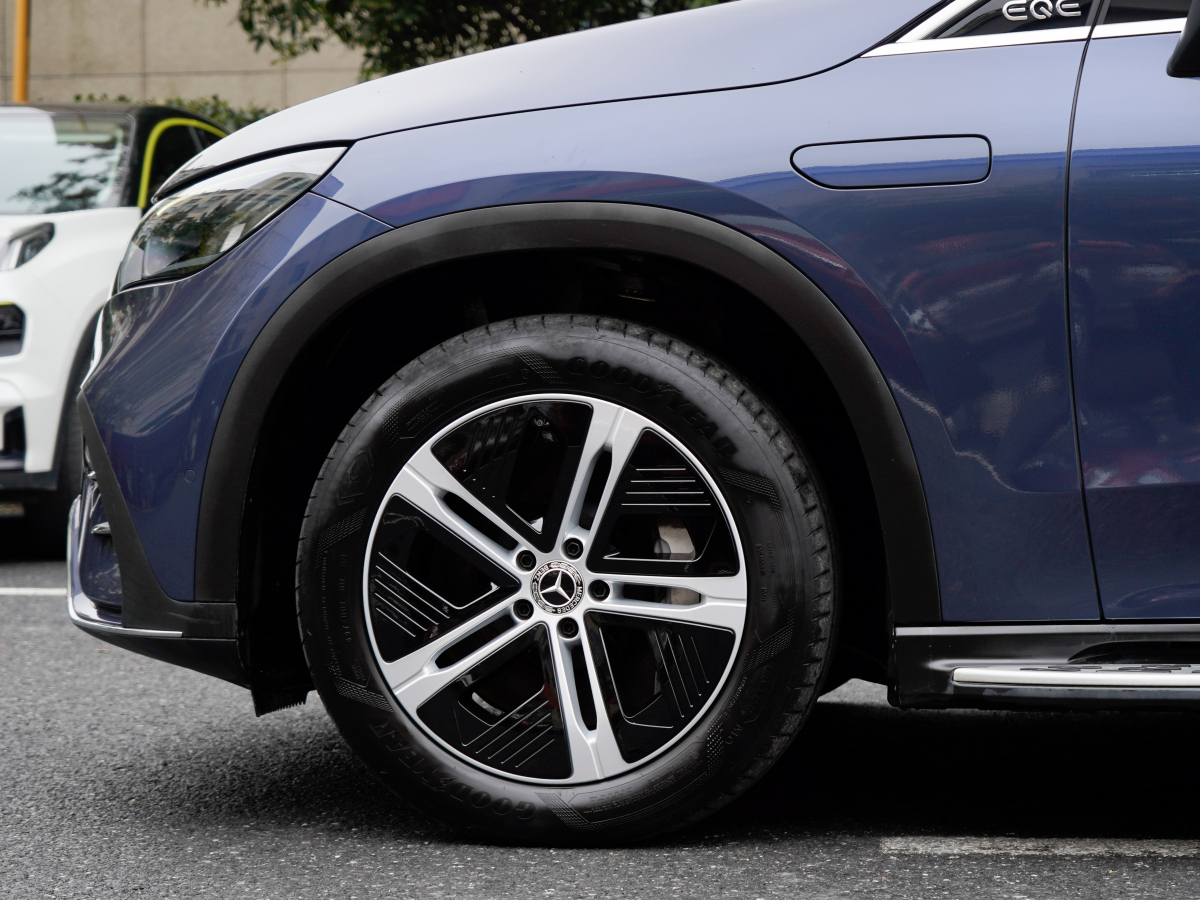 Mercedes-Benz EQE SUV 2023 #9 Mercedes-Benz EQE SUV 2023 car image #9