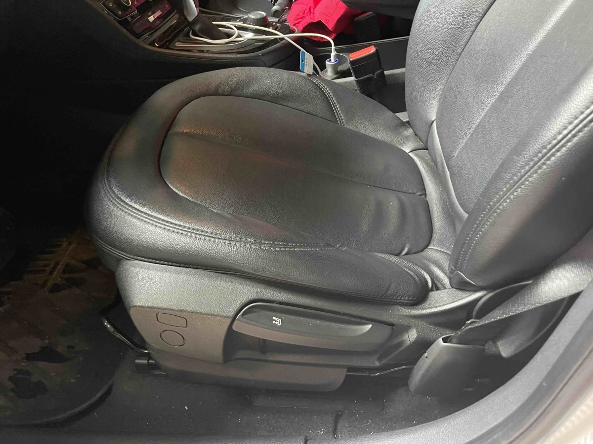 BMW 2 Series Tourer 2017 car image #9