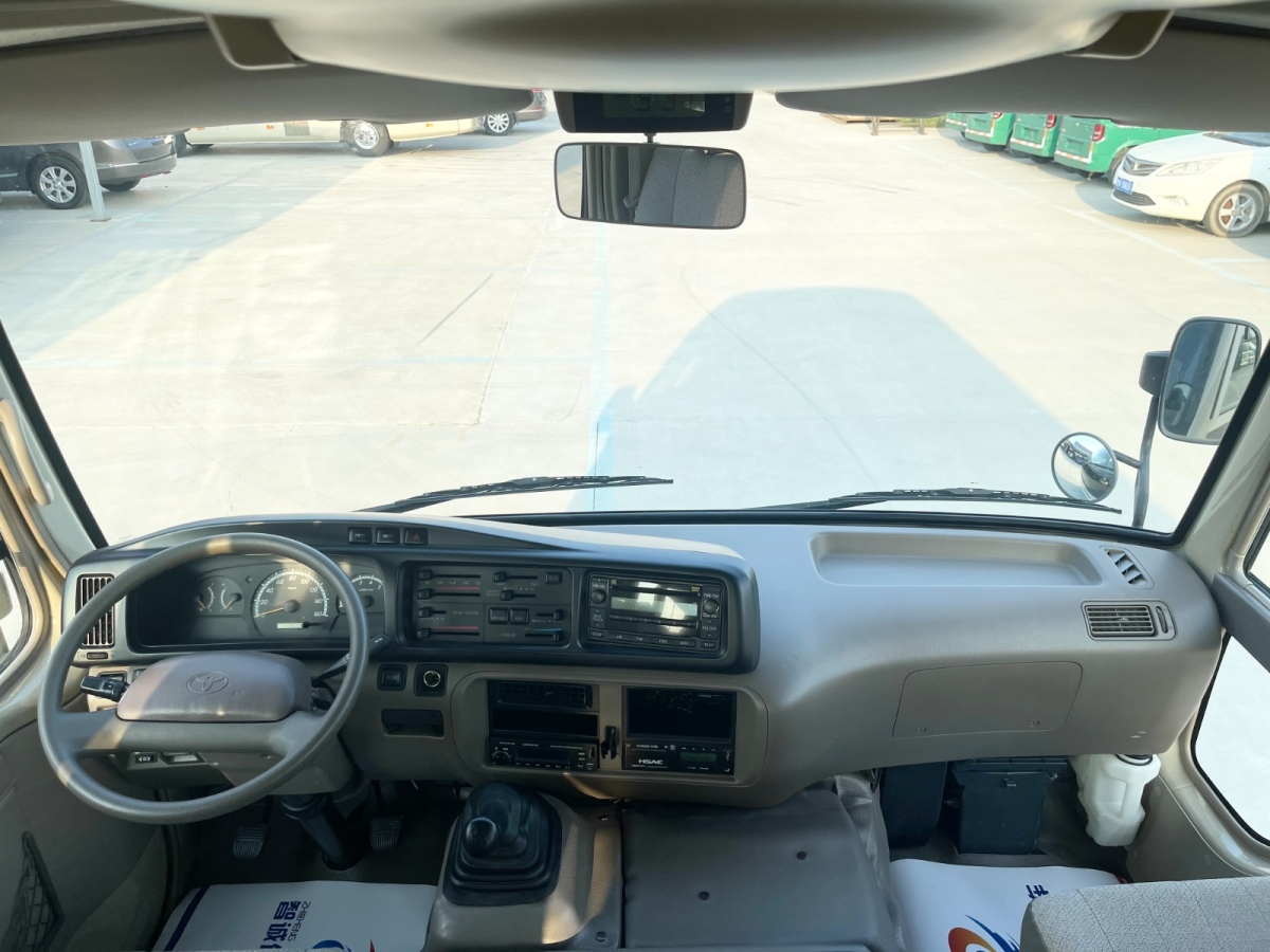 Toyota Coaster 2015 #9 Toyota Coaster 2015 imagen de coche #9