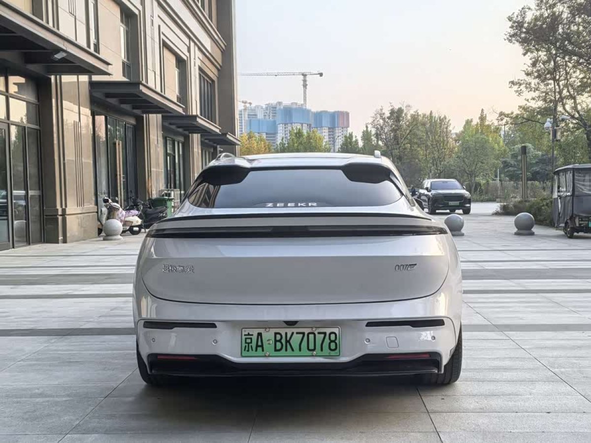 极氪 极氪007GT 2025 汽车图片 #9