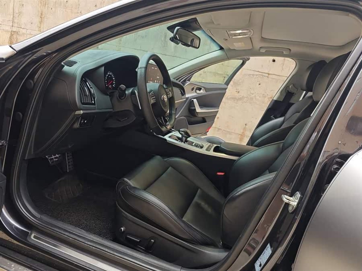 Kia Stinger 2018 изображение автомобиля #9