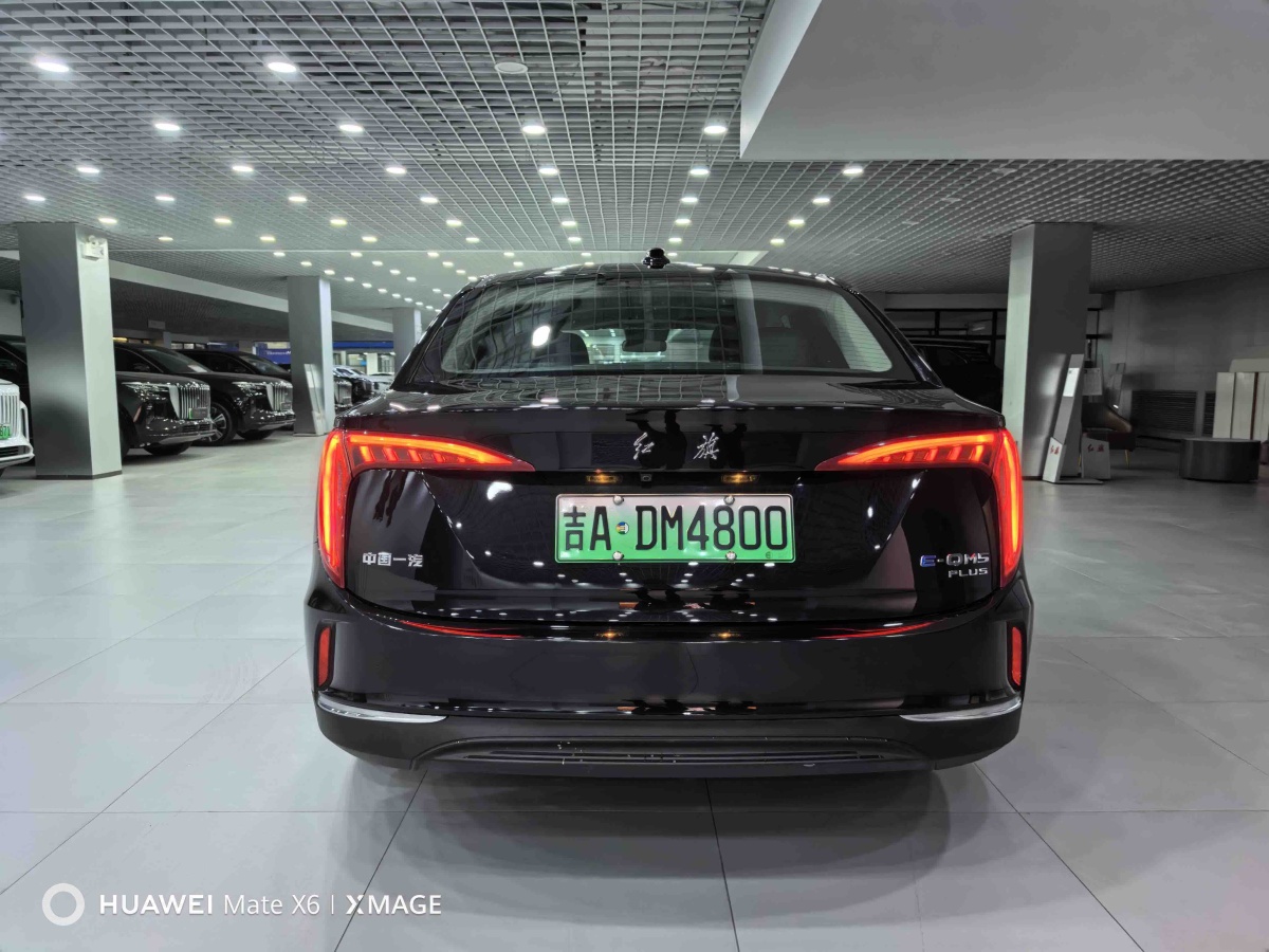 HongQi E-QM5 2024 car image #9