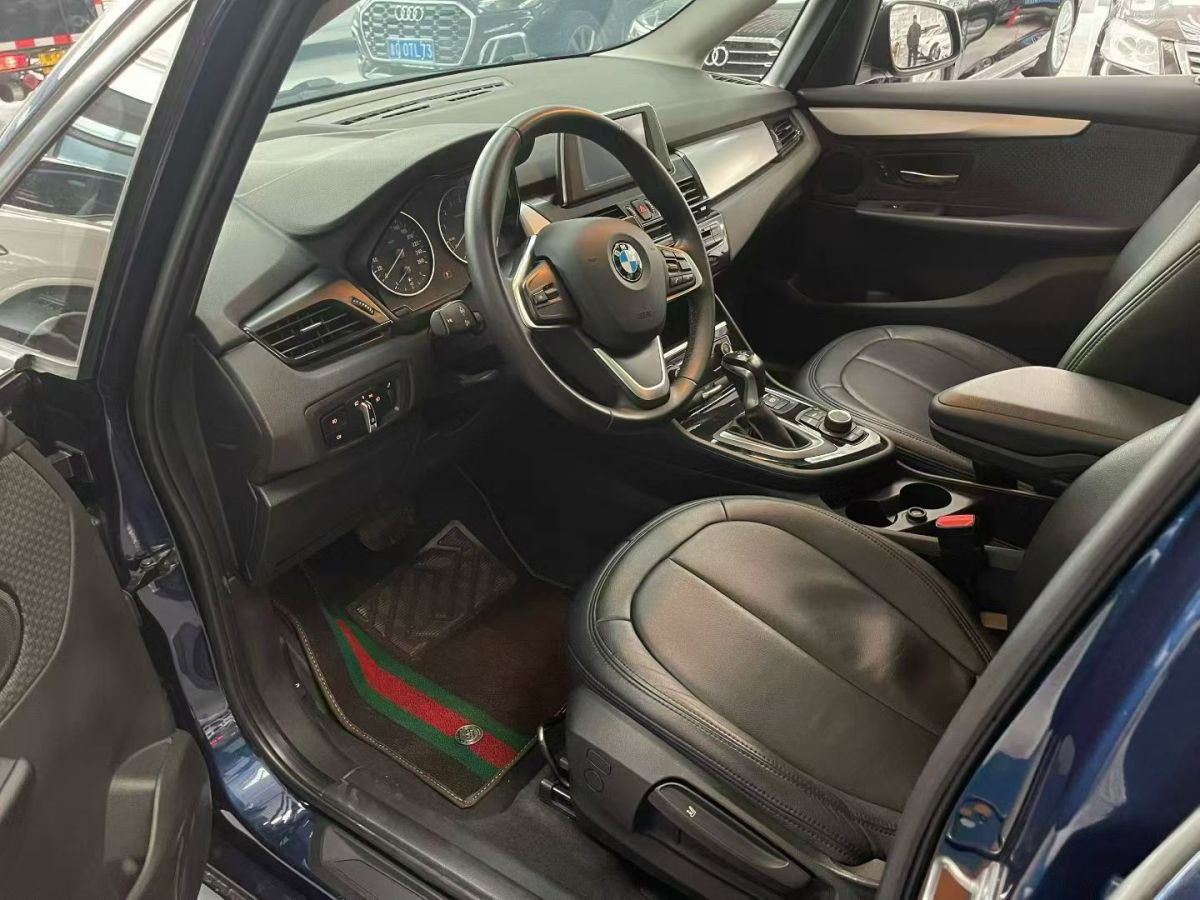 BMW 2 Series Tourer 2017 #9 BMW 2 Series Tourer 2017 صورة سيارة #9