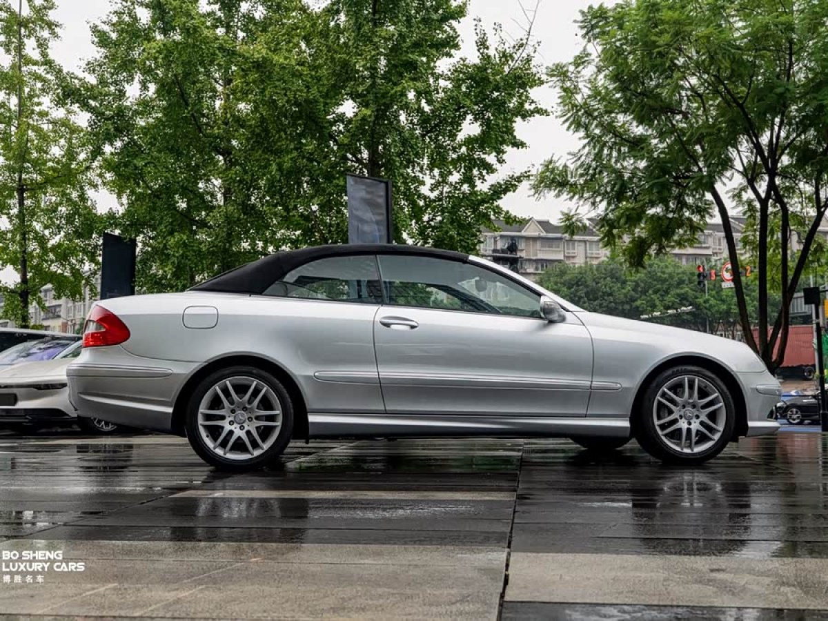 Mercedes-Benz CLK Class 2009 #9 Mercedes-Benz CLK Class 2009 car image #9