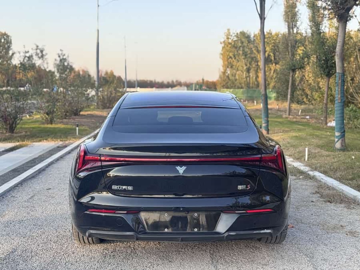 哪吒汽车 哪吒S 2022 #9 哪吒汽车 哪吒S 2022 汽车图片 #9