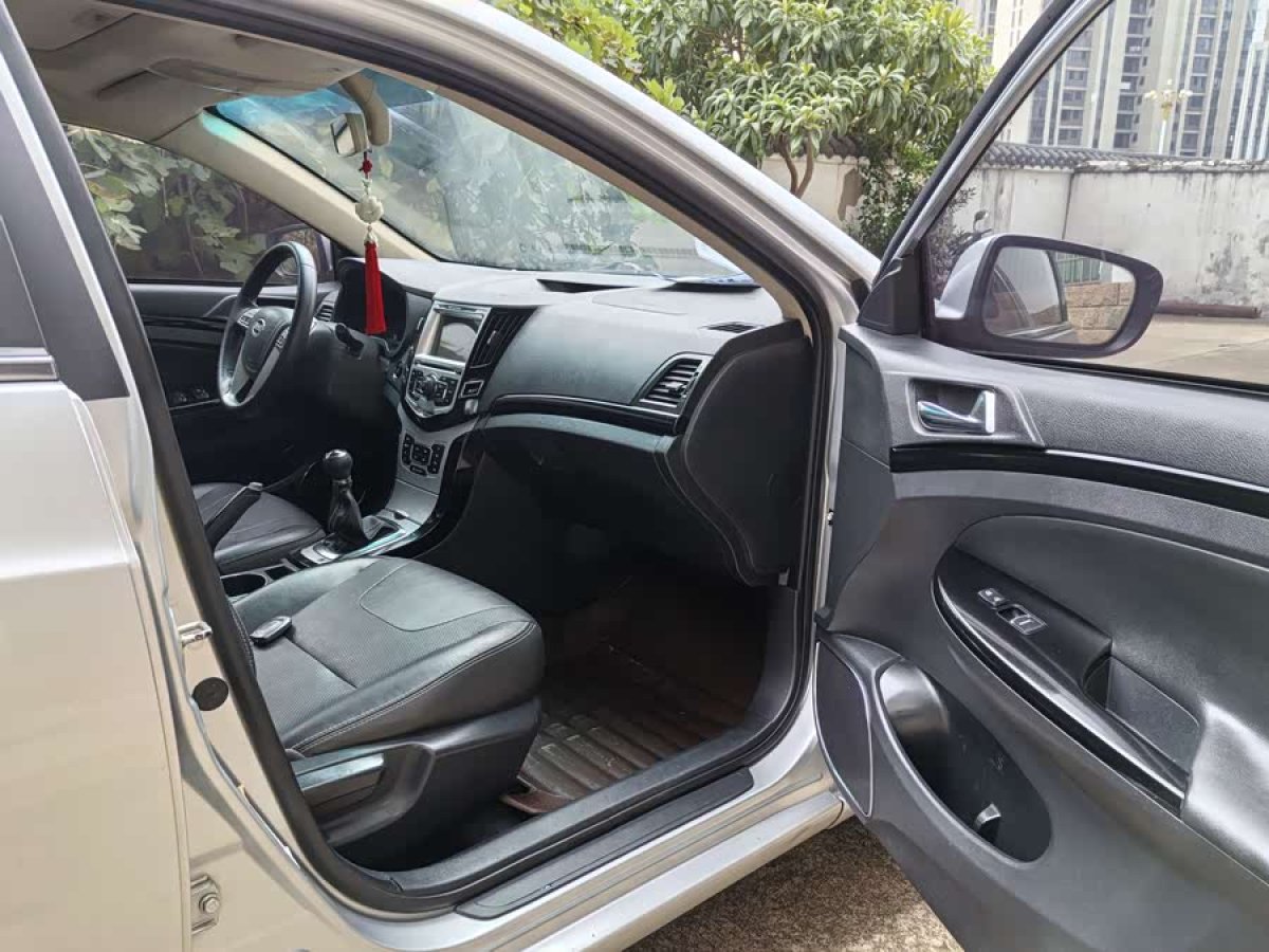 BYD SuRui 2014 car image #9