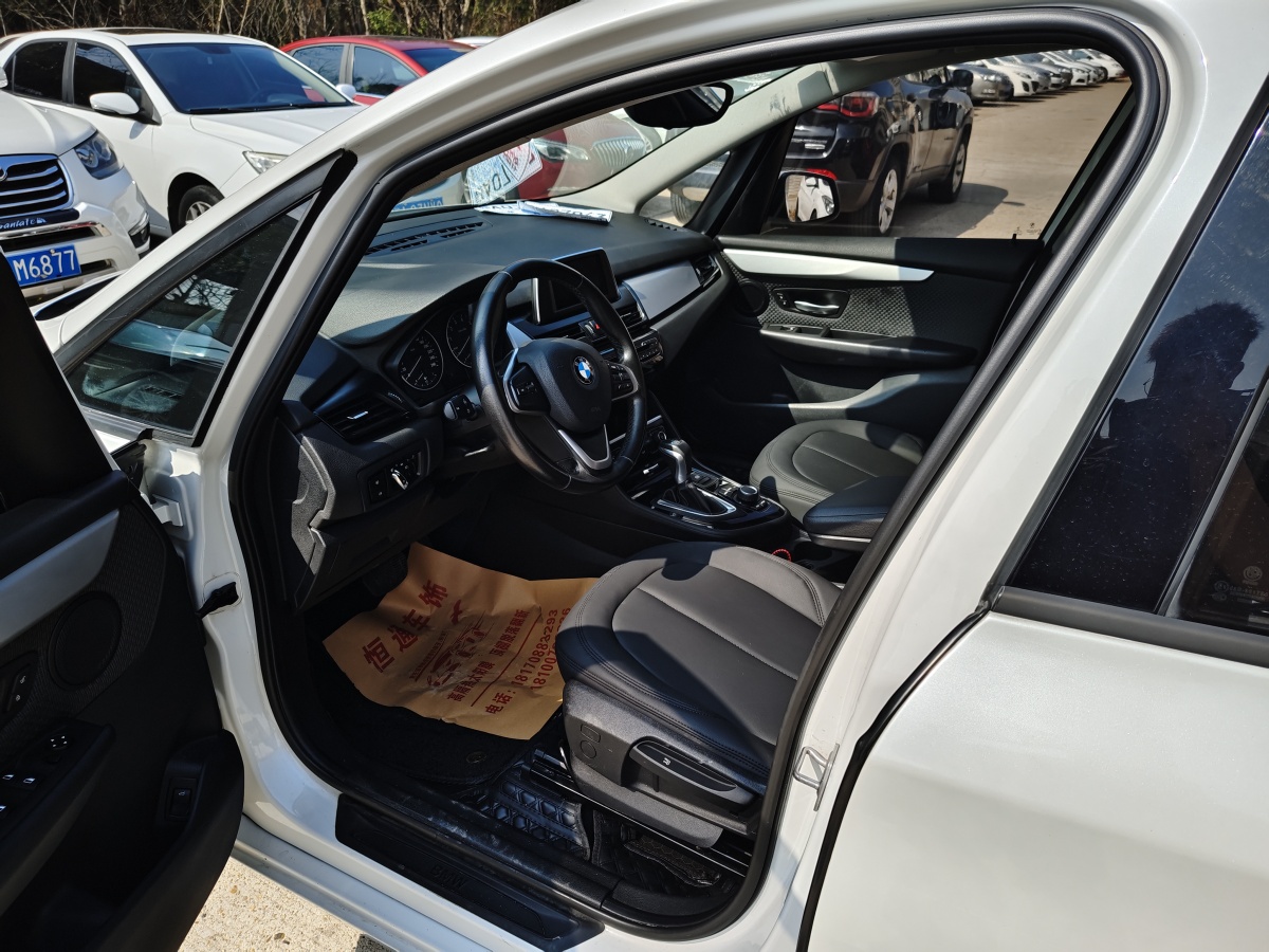 BMW 2 Series Gran Tourer 2017 صورة سيارة #9