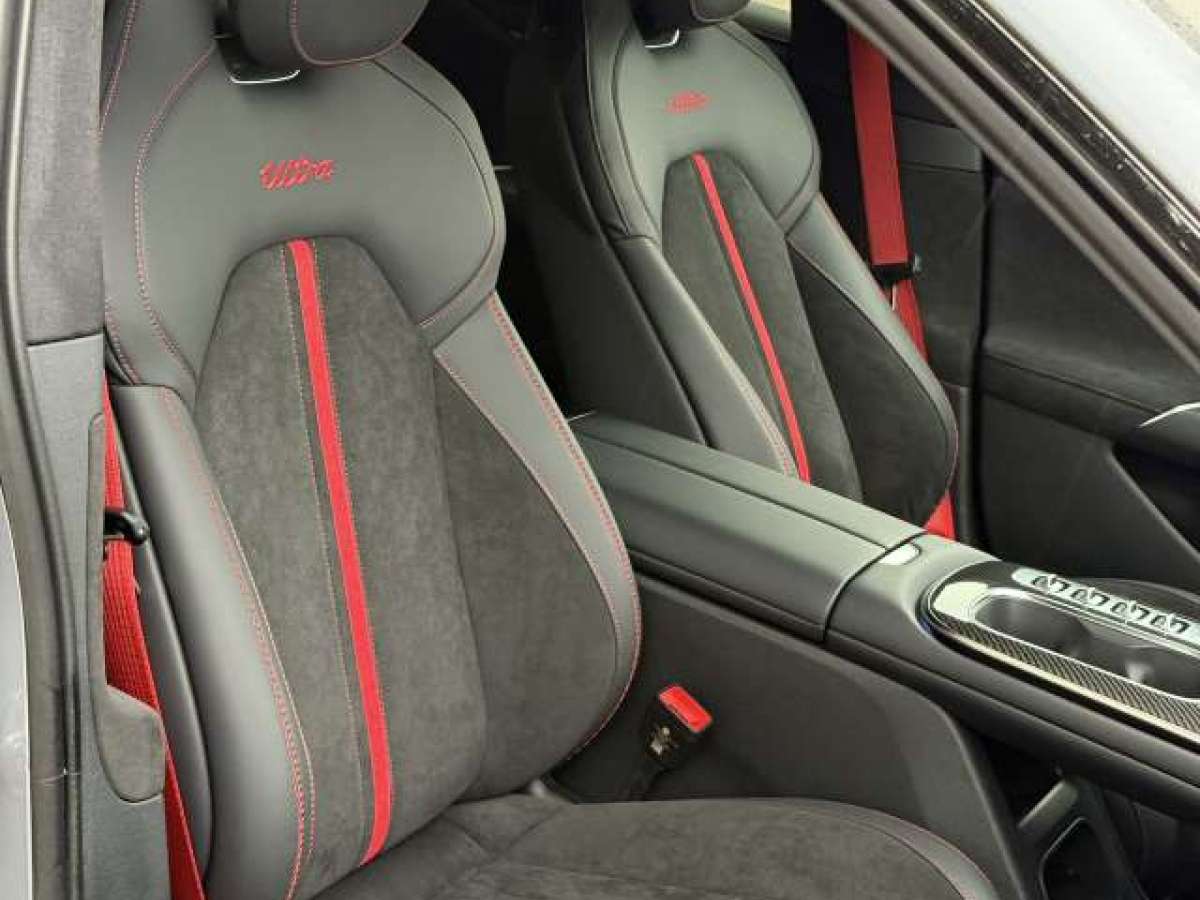 小米汽车 小米SU7 Ultra 2025 汽车图片 #9