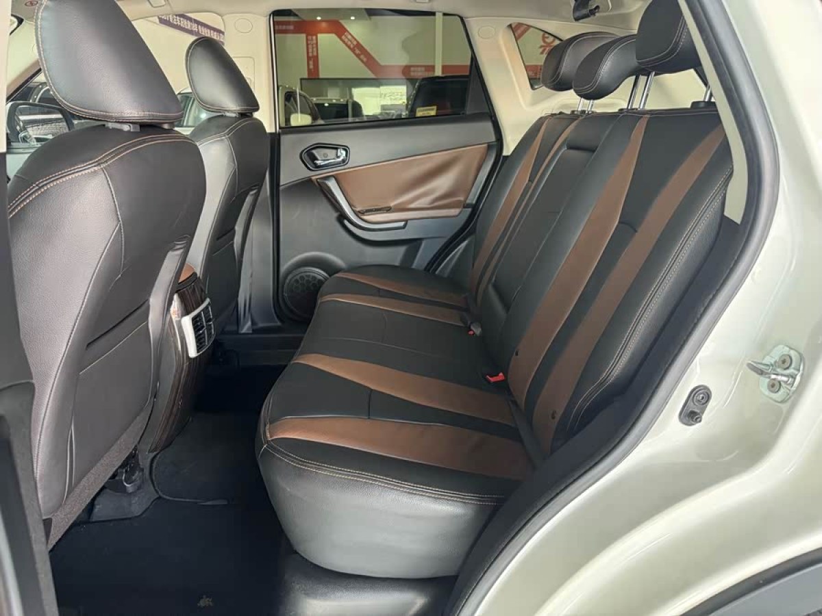 GAC Trumpchi GS5 Super 2014 car image #9