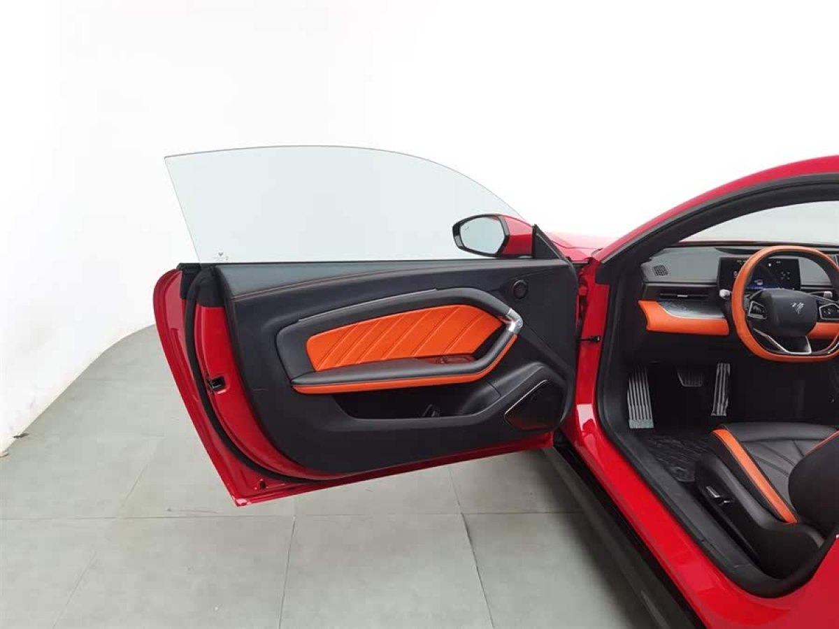 哪吒汽车 哪吒GT 2023 汽车图片 #9