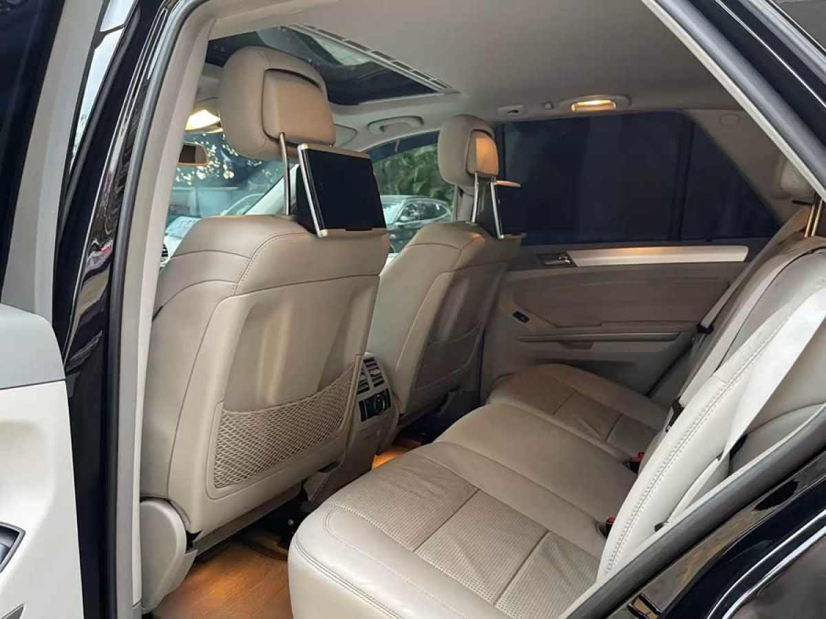 Mercedes-Benz M AMG 2012 image de voiture #9